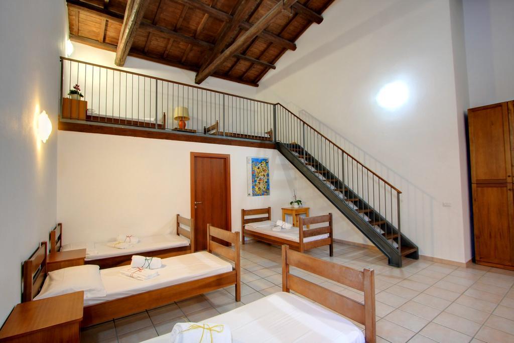 Hostel Marina Cagliari Eksteriør bilde