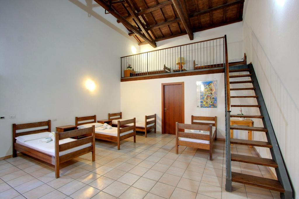 Hostel Marina Cagliari Eksteriør bilde